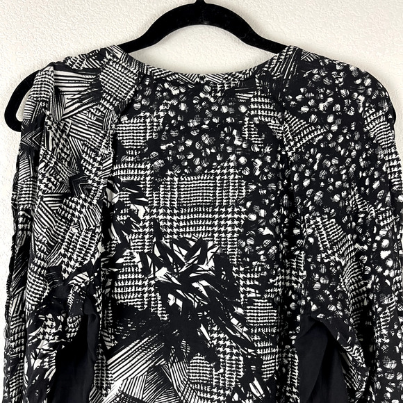 Yigal Azrouel Cold Shoulder Silk Top Womens 6 Black Blouse Printed Long Sleeve - Picture 10 of 13